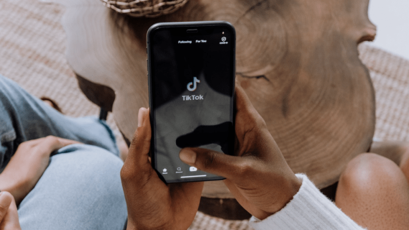 Autores que han lanzado sus carreras en TikTok