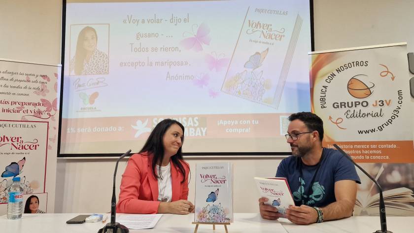 'Volver a Nacer: Un Viaje de Vuelta a Ti' de Paqui Cutillas, destacando elementos visuales representativos del libro
